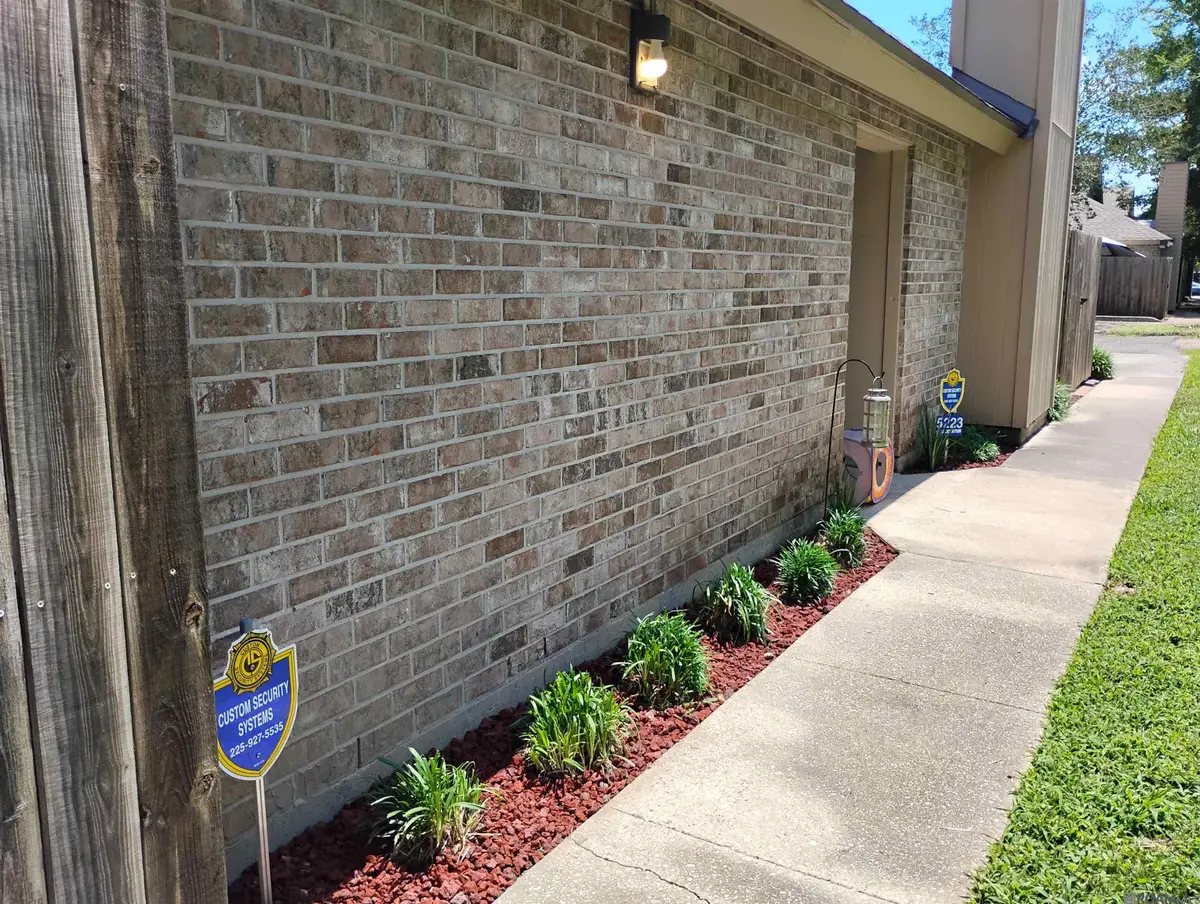 5223 Everett Ln #D, Baton Rouge, LA 70809 - #1