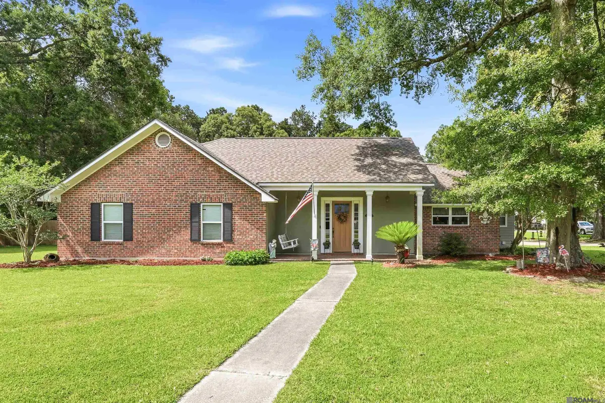16777 Buckner Dr, Greenwell Springs, LA 70739 - #1