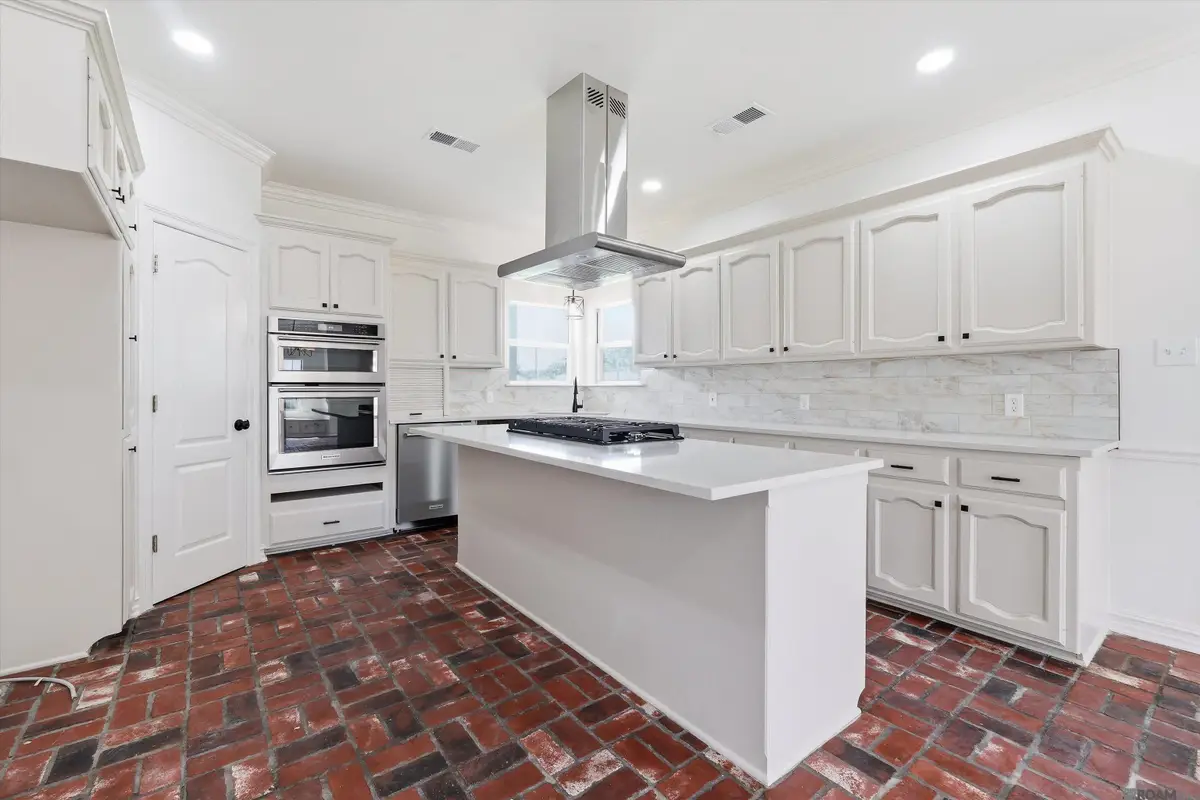 14377 Lazy Oaks Dr, Gonzales, LA 70737 - #1