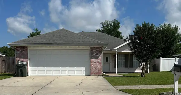 421 Cavaness Dr, Houma, LA 70364