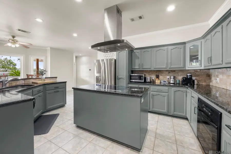 23475 Kirtley Dr, Plaquemine, LA 70764 - #2