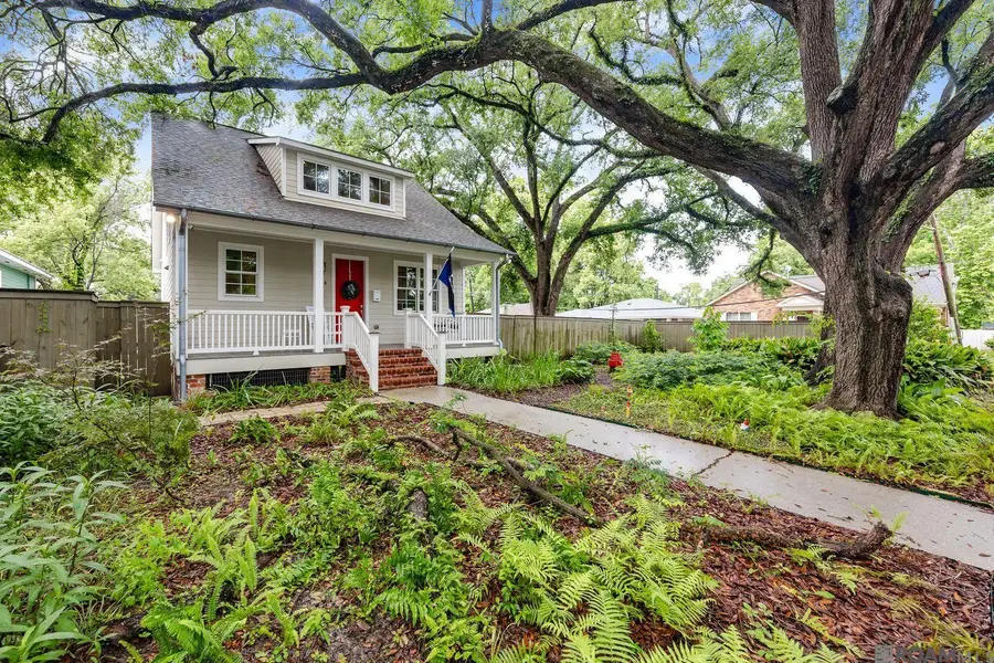 1814 Wisteria St, Baton Rouge, LA 70802 - #2