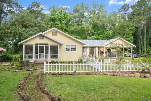 33481 Weiss Rd, Walker, LA 70785