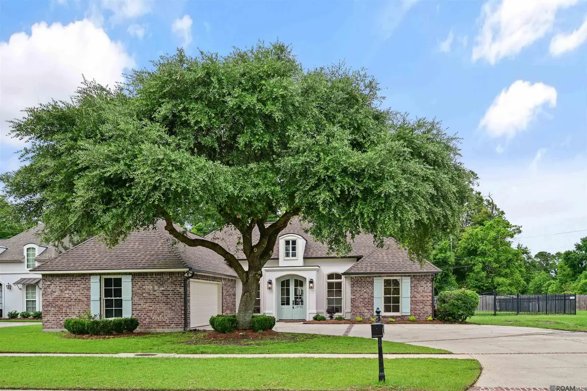 18098 Lake Harbor Ln, Prairieville, LA 70769 - #1
