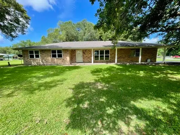 206 Back Project Road, Schriever, LA 70395