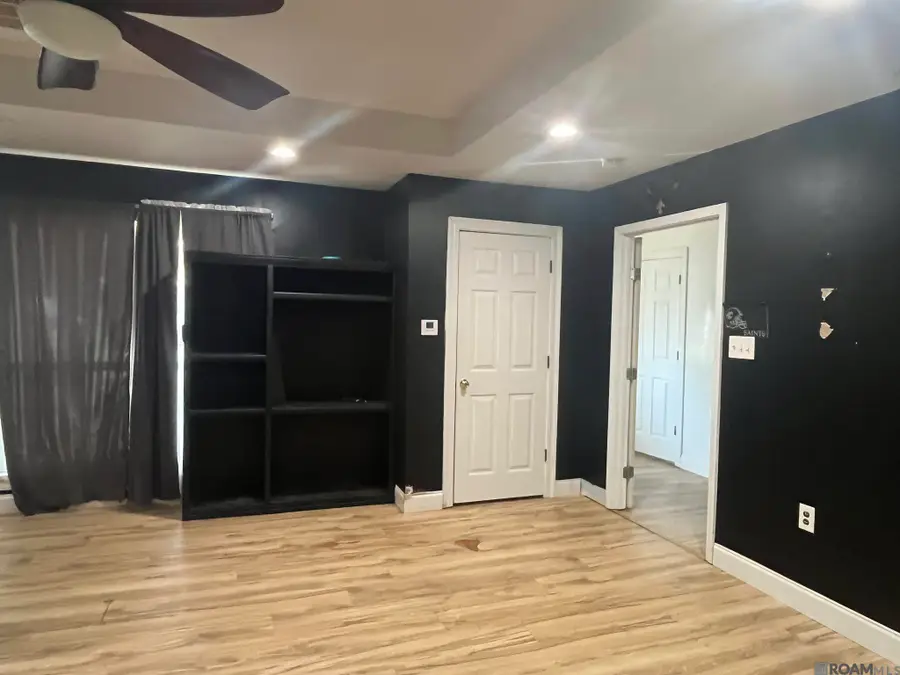 801 W Chapeau Dr, Baker, LA 70714 - #3