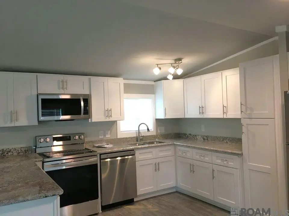25693 Gill Rd, Denham Springs, LA 70726 - #1
