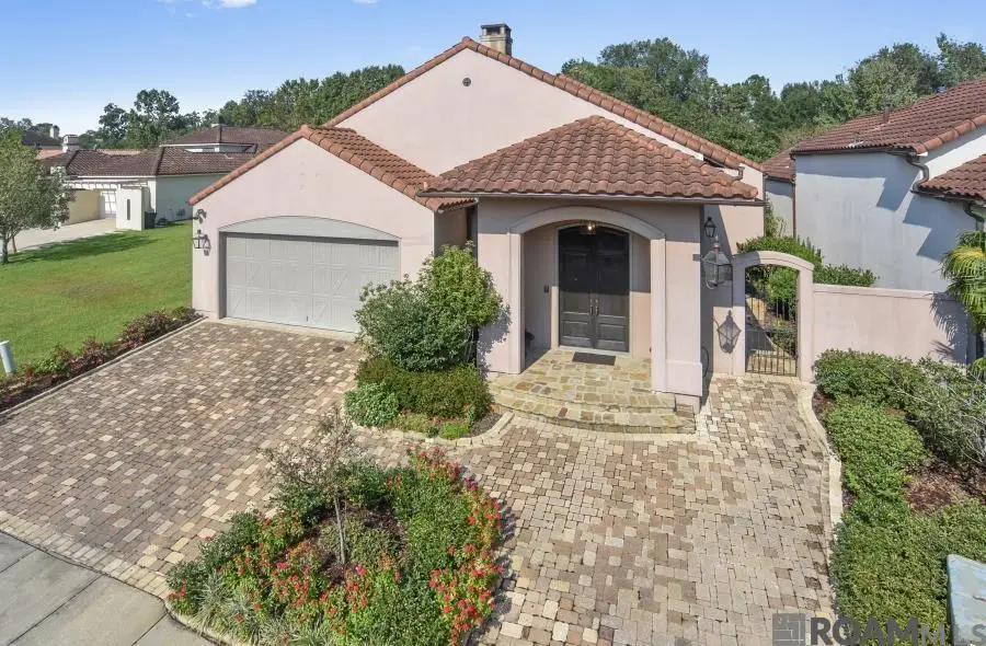 17722 Links Ct, Baton Rouge, LA 70810 - #1