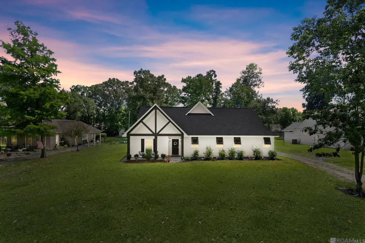18656 Magnolia Est, Prairieville, LA 70769 - #1
