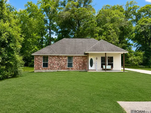 33755 Perkins Crossing Rd, Walker, LA 70785