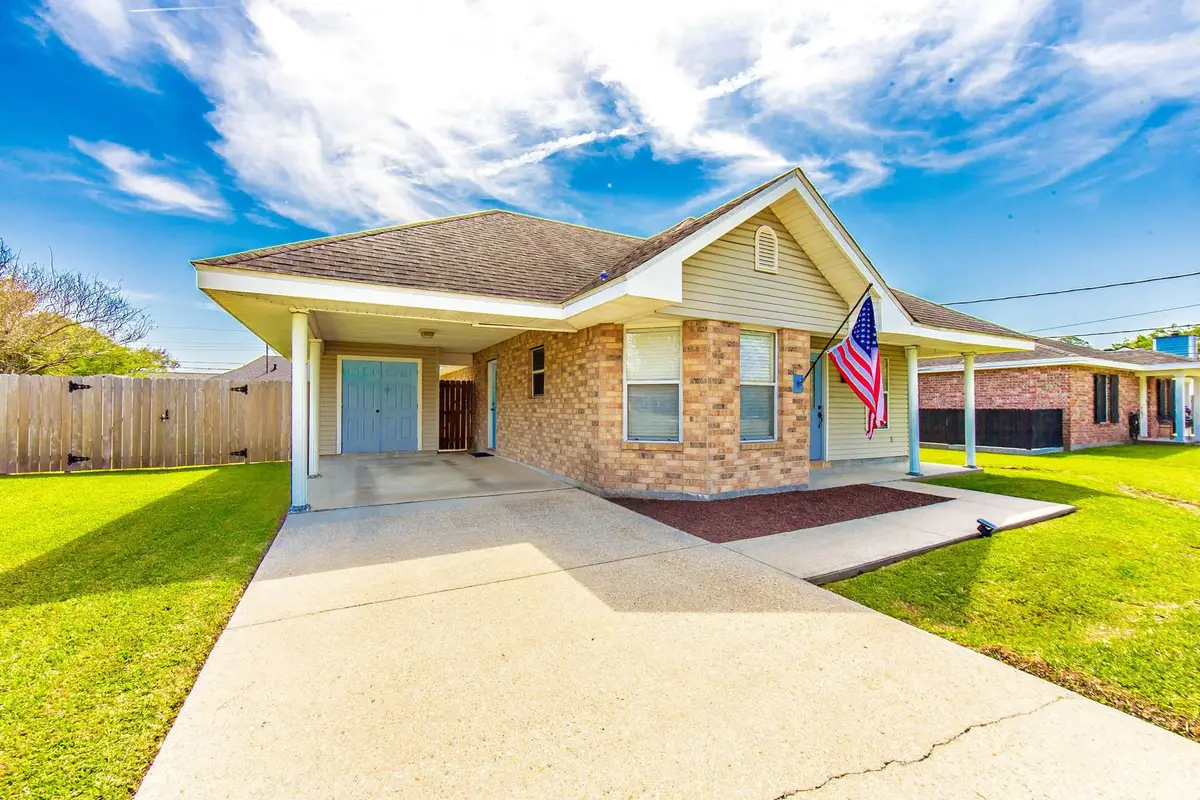 1133 W Camellia Dr, Thibodaux, LA 70301 - #1