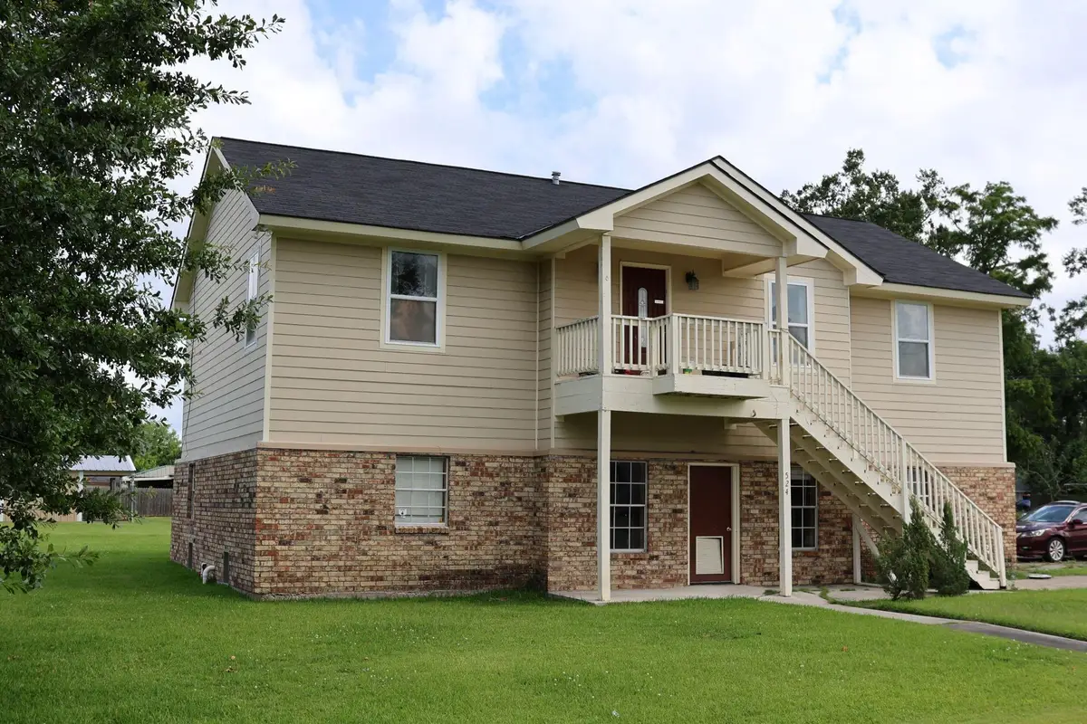 524 Oakwood Dr, Houma, LA 70363 - #1