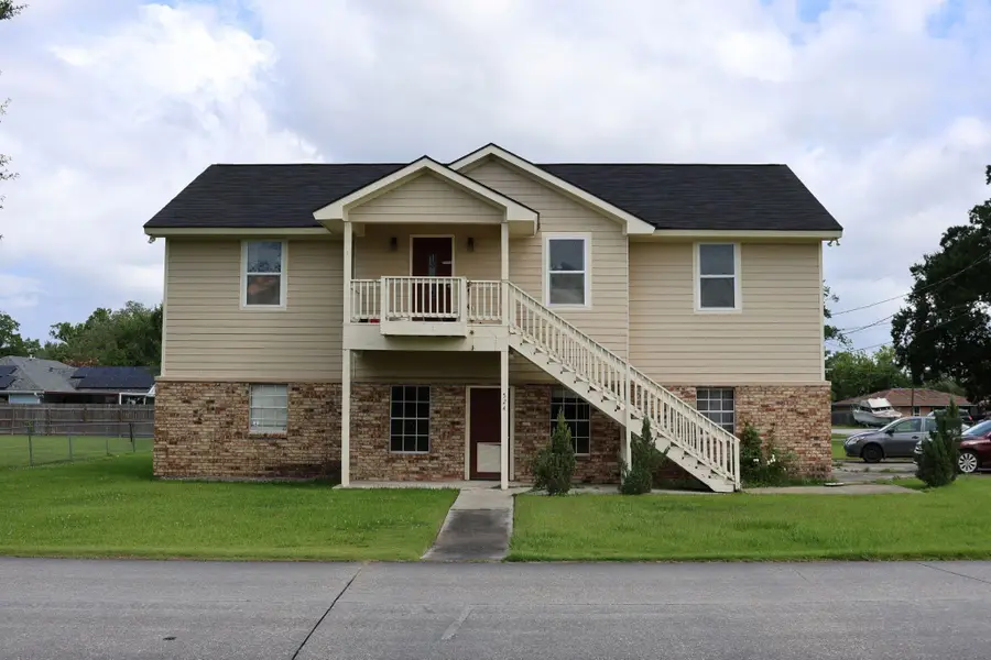 524 Oakwood Dr, Houma, LA 70363 - #2