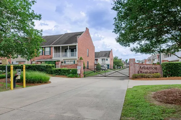 5203 Arlington Ct, Baton Rouge, LA 70820