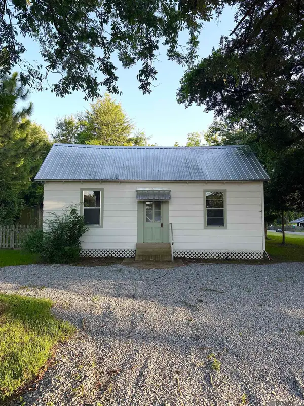 1412 Chestnut St, Jackson, LA 70748