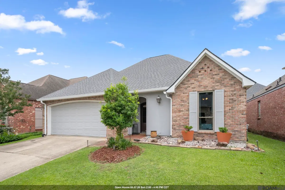 10837 Woodleaf Ave, Baton Rouge, LA 70816 - #1