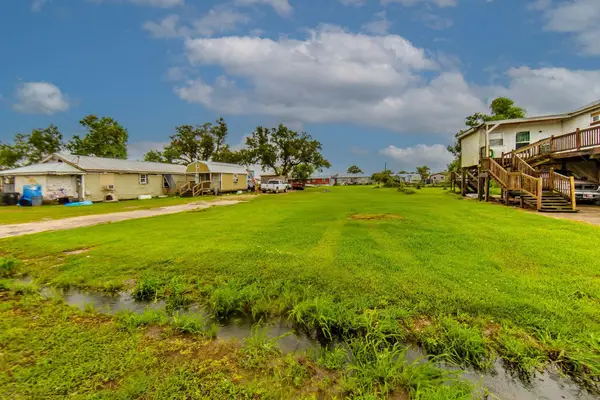 107 Edna St, Chauvin, LA 70344
