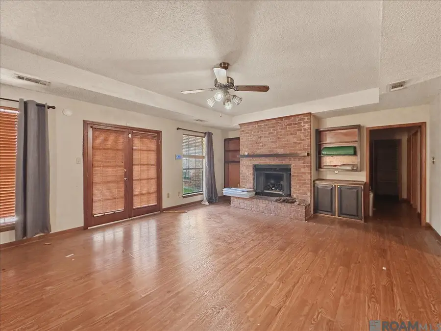 12556 White Chapel Ave, Baton Rouge, LA 70810 - #2