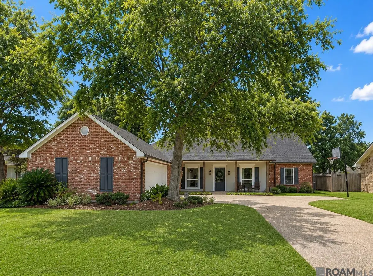 15246 Woodmoss Dr, Baton Rouge, LA 70816 - #1