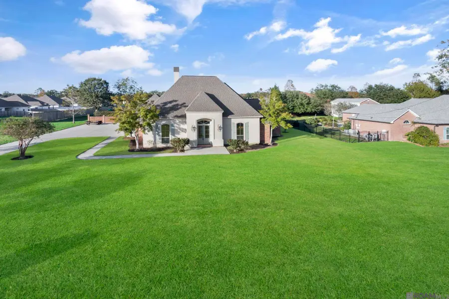 40010 Farm Rd, Gonzales, LA 70737 - #2