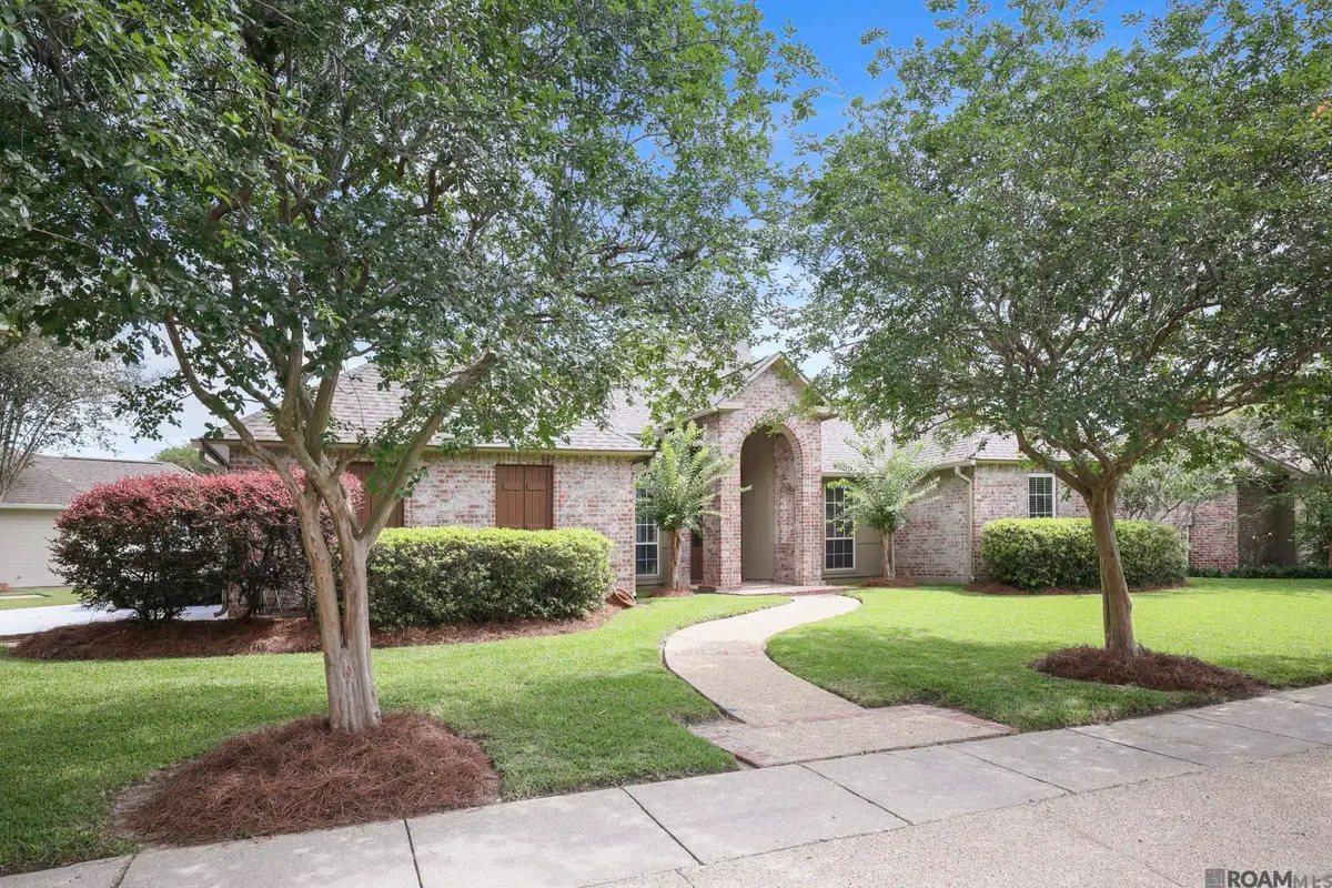 18933 Vignes Lake Ave, Baton Rouge, LA 70817 - #1