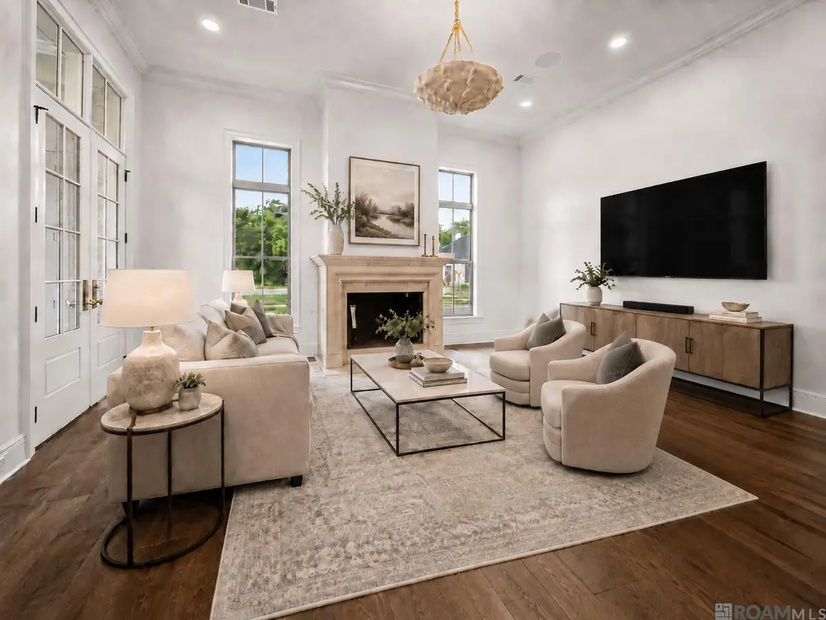 8638 Greenbrier Cove Rd, Baton Rouge, LA 70817 - #1