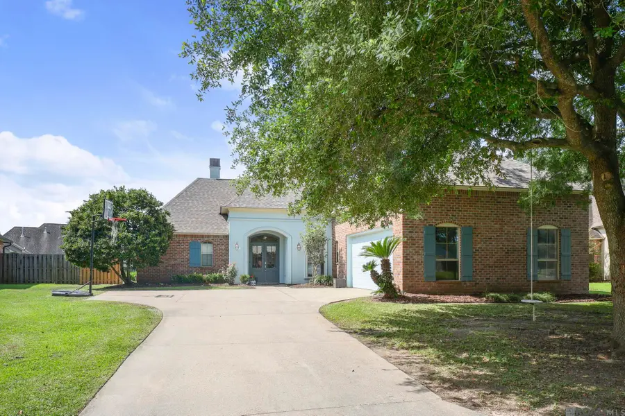 37433 Mill Park Ave, Gonzales, LA 70737 - #3