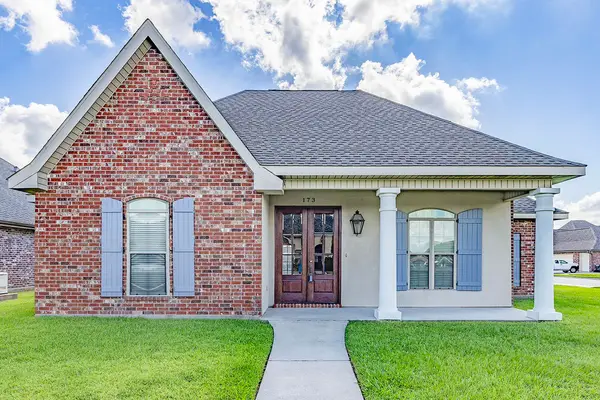 173 Camille Dr, Houma, LA 70360