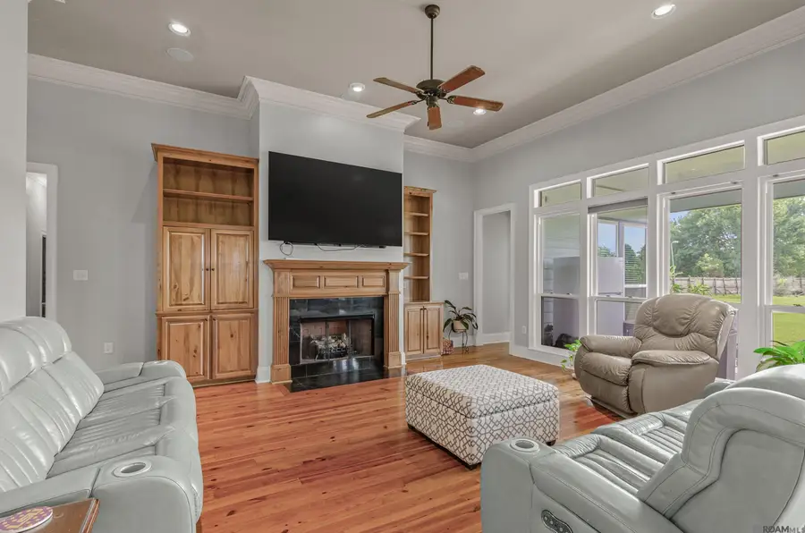 18053 Webb Rd, Prairieville, LA 70769 - #3