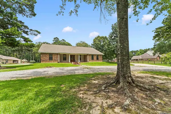 13856 Beaver Bend Rd, Baton Rouge, LA 70818