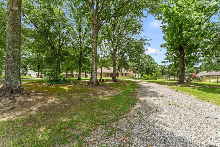 13856 Beaver Bend Rd, Baton Rouge, LA 70818 - #2