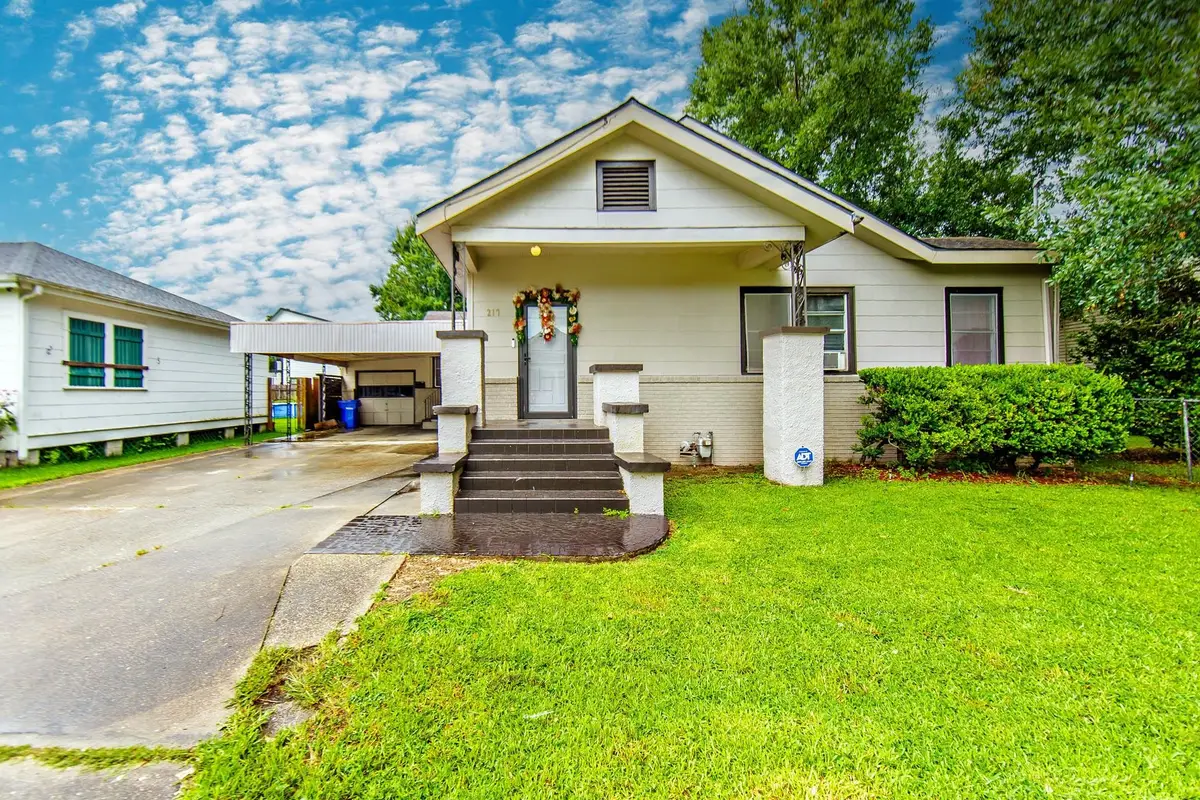 217 E 111th Street, Thibodaux, LA 70301 - #1