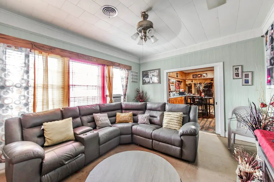 217 E 111th Street, Thibodaux, LA 70301 - #2