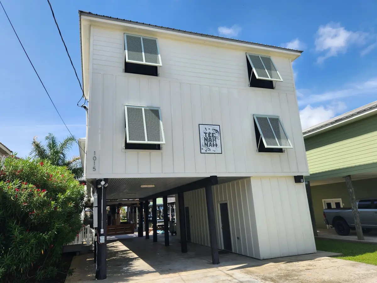 1015 Bourg St, Golden Meadow, LA 70357 - #1