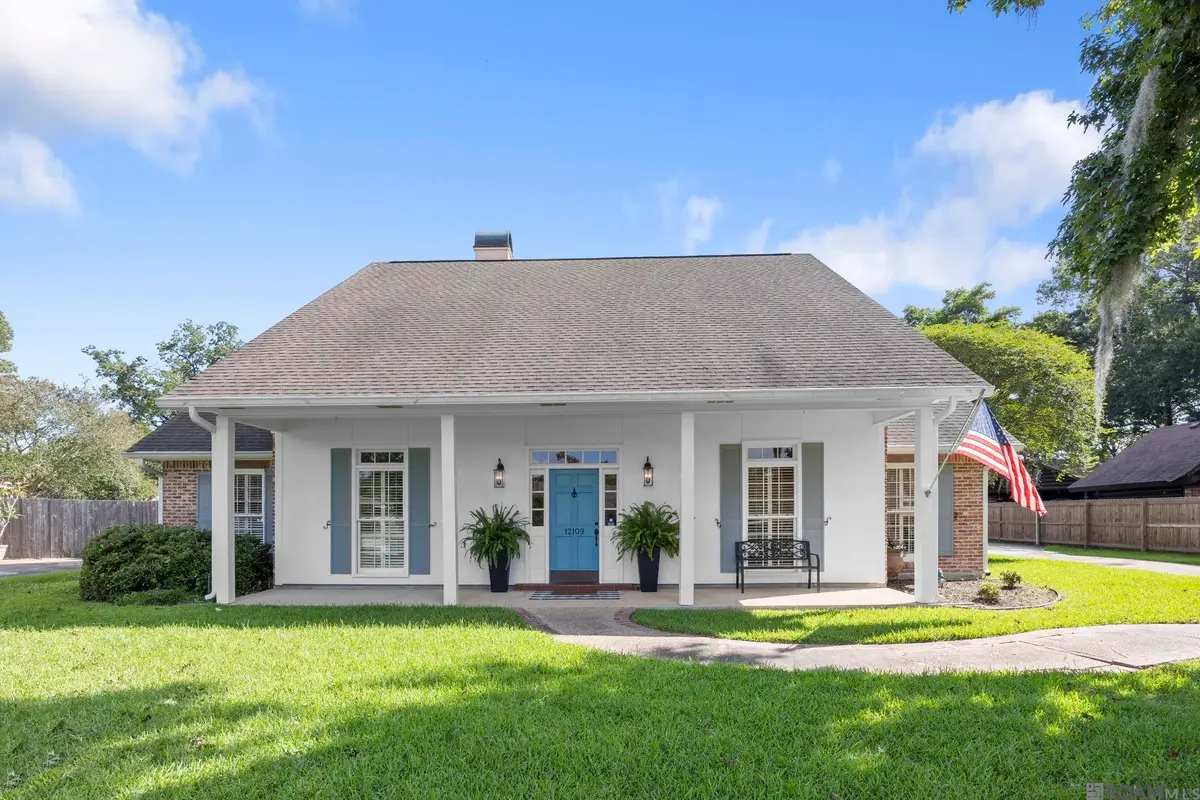 12109 Towering Oaks Dr, Baton Rouge, LA 70810 - #1