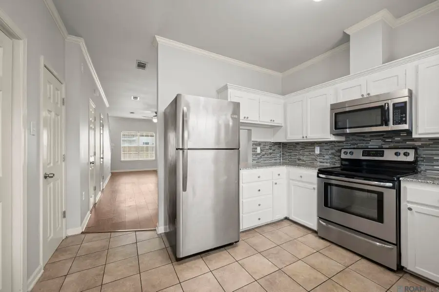 4106 Jefferson Woods Dr, Baton Rouge, LA 70809 - #2