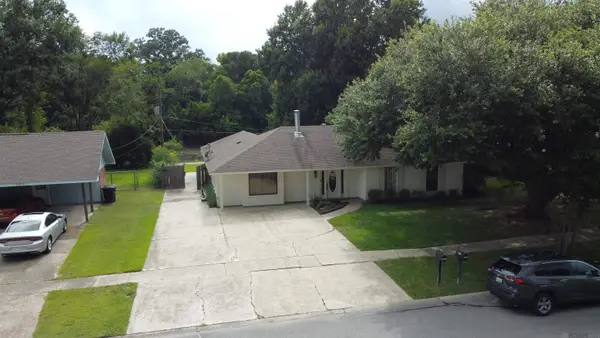 9744 Mint Dr, Baton Rouge, LA 70809