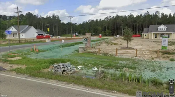 18993 Honey Grove, Livingston, LA 70754
