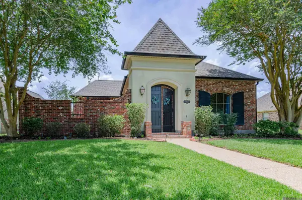10837 Hillmont Ave, Baton Rouge, LA 70810