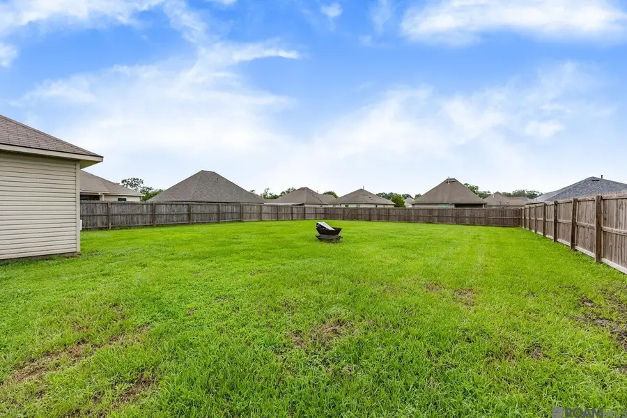 42258 Devall Rd, Prairieville, LA 70769 - #2