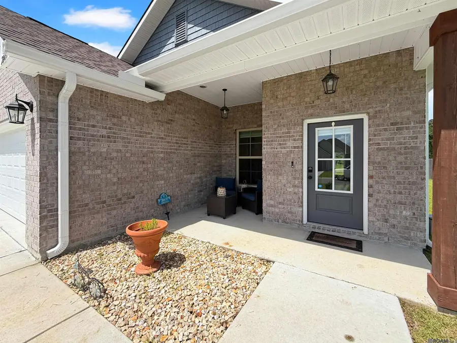 28439 Middlebrook Way, Denham Springs, LA 70726 - #3