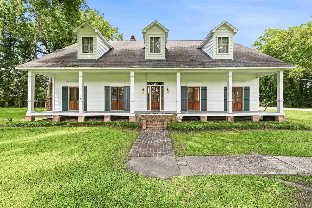 3449 Tezcucco Dr, Baton Rouge, LA 70820 - #1