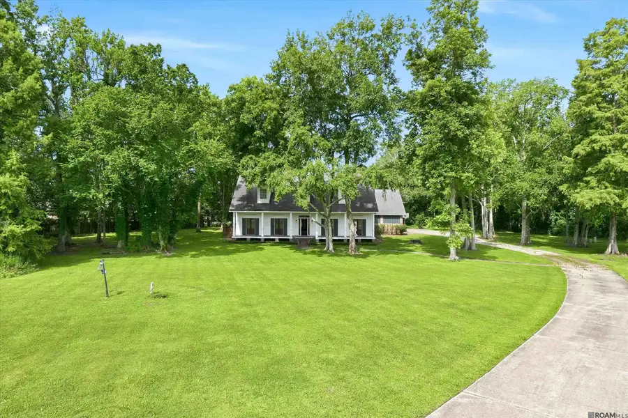3449 Tezcucco Dr, Baton Rouge, LA 70820 - #2