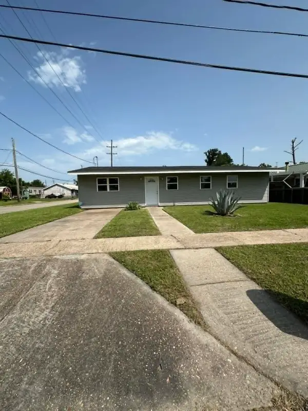 205 Allen, Houma, LA 70363
