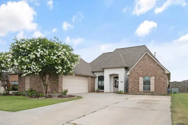 4548 Little Hope Dr, Addis, LA 70710