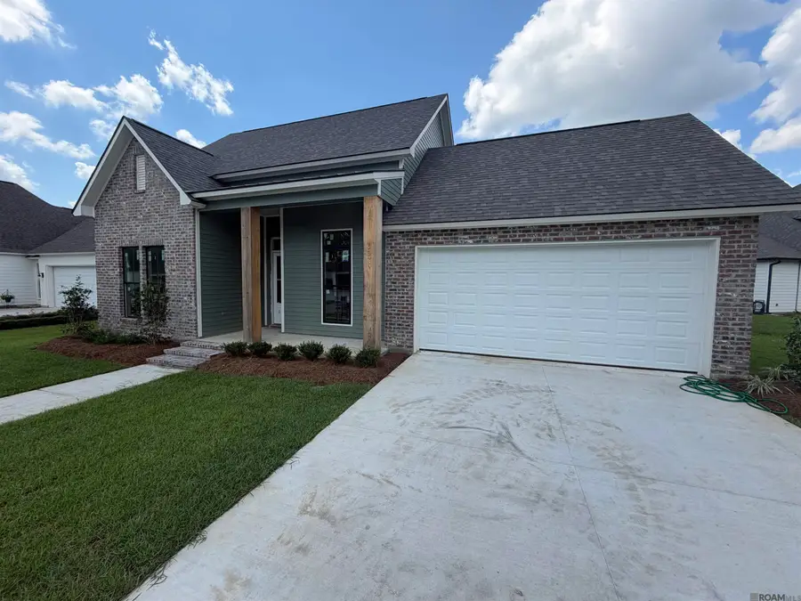 1163 Ivy Ct, Denham Springs, LA 70726 - #2