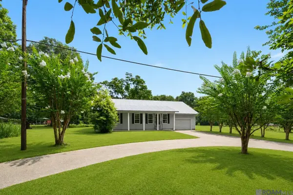 31498 N Doyle Rd, Holden, LA 70744