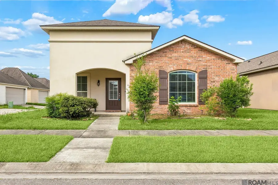 7864 W Pelican Lakes Ave, Baton Rouge, LA 70820 - #2