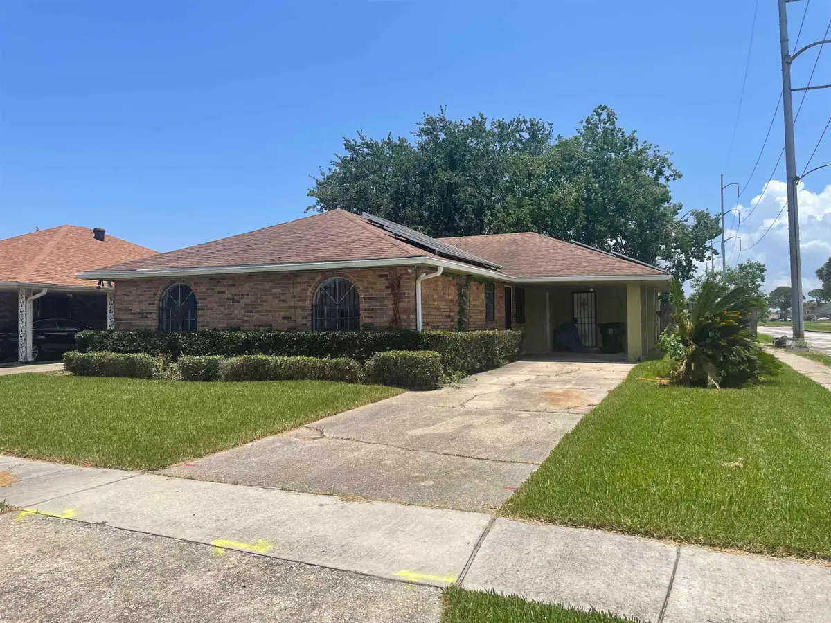7301 Dogwood Dr, New Orleans, LA 70126 - #1