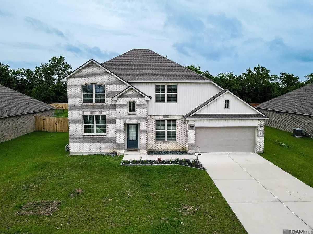 8114 Kelsey Ln, Iowa, LA 70647 - #1